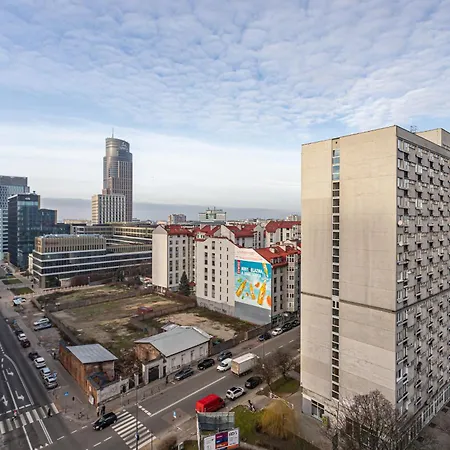 P&o Mennica I דירה